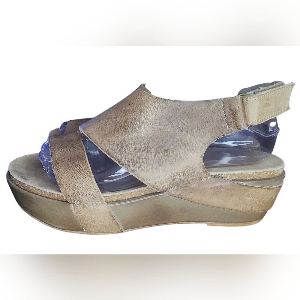 Antelope Platform Sandals, Womens 39 EU (8-8.5 US)